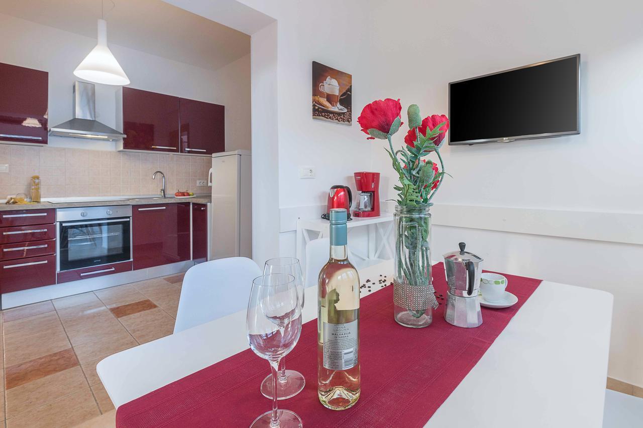 Apartments Villa Tre Marie Rovinj Exteriör bild
