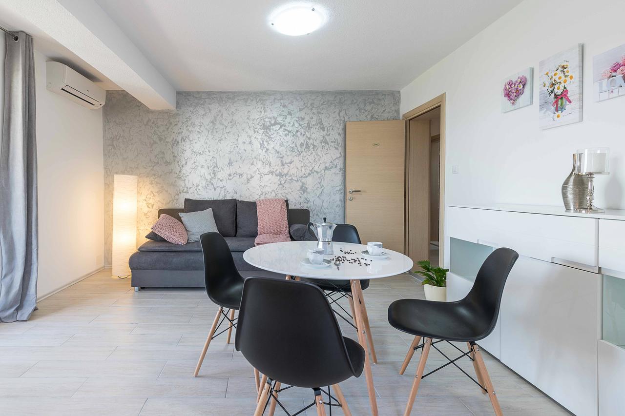 Apartments Villa Tre Marie Rovinj Exteriör bild
