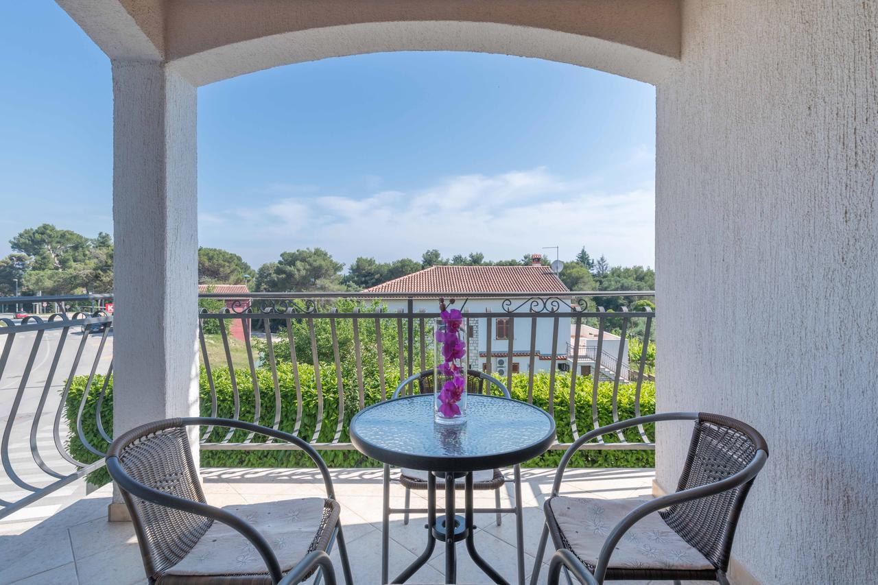 Apartments Villa Tre Marie Rovinj Exteriör bild