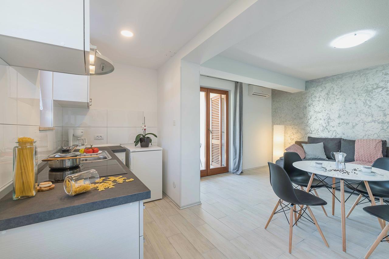 Apartments Villa Tre Marie Rovinj Exteriör bild