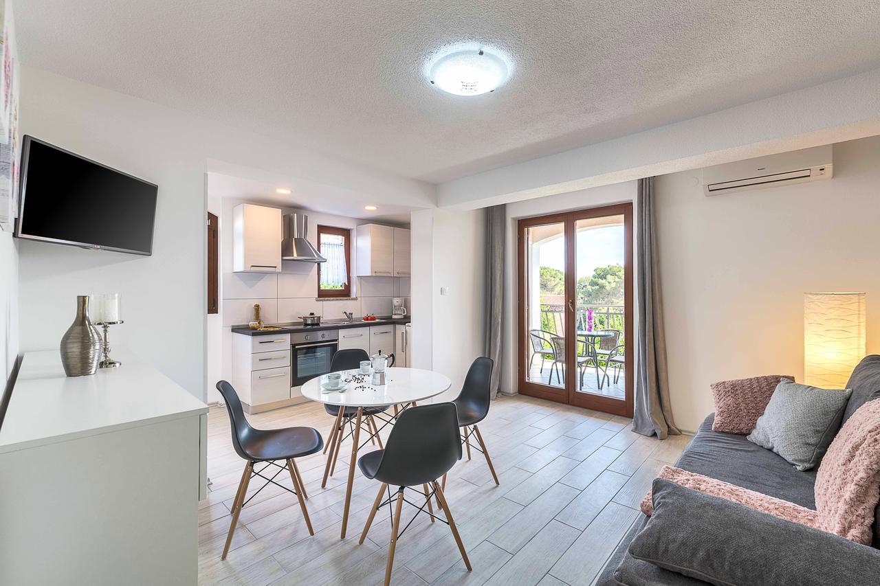 Apartments Villa Tre Marie Rovinj Exteriör bild